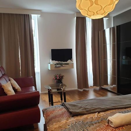 Deluxe Apartment 5P Mm A เวียนนา ภายนอก รูปภาพ