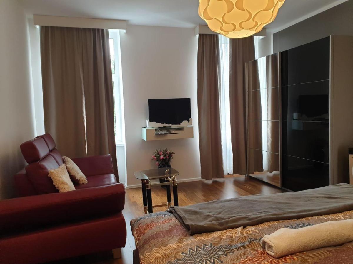 Deluxe Apartment 5P Mm A เวียนนา ภายนอก รูปภาพ